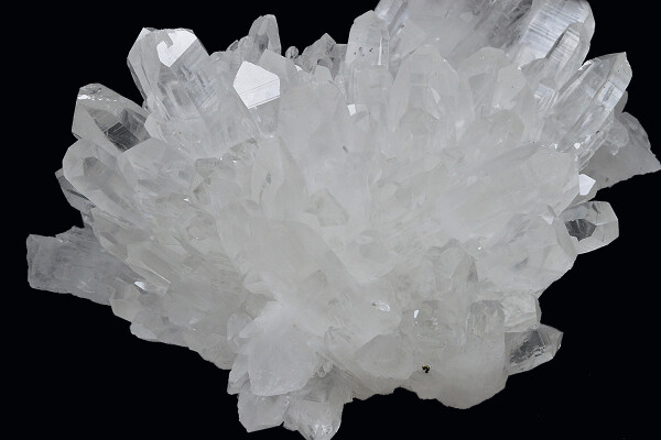 Quartz with inclusions