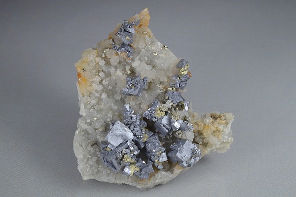 skeletal Galena, Quartz, Chalcopyrite, Pyrite