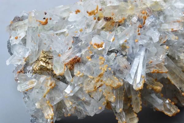 Quartz, Siderite, Pyrite, Calcite