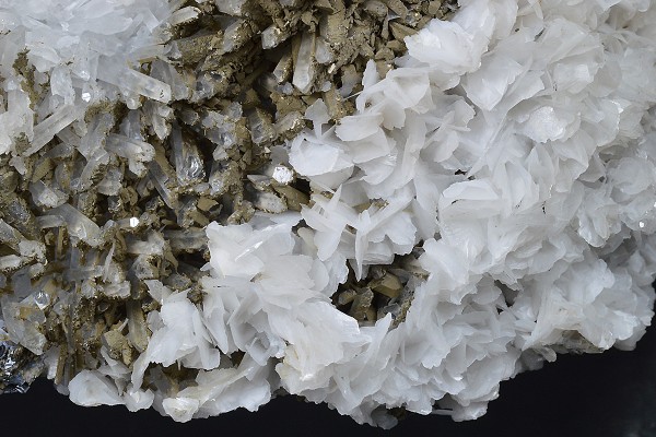 Quartz, Galena, Calcite, Pyrite, Siderite