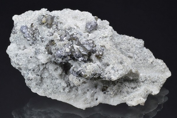 Cleiophane on Quartz, Galena