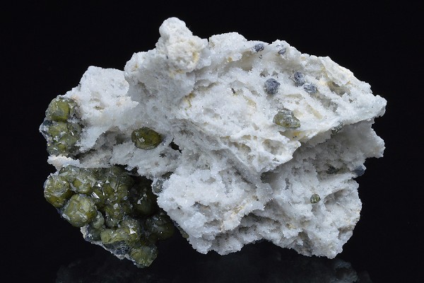 Cleiophane on Quartz, Galena