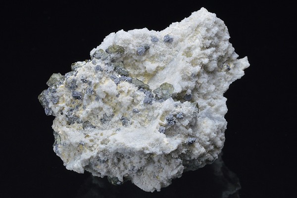 Cleiophane on Quartz, Galena