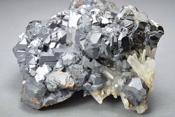 Sphalerite, Galena, Quartz