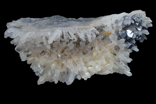 Quartz, Galena, Siderite, Chalcopyrite, Sphalerite