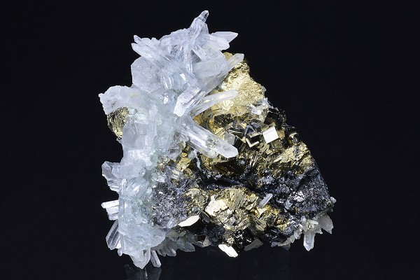 Quartz, Pyrite, Sphalerite, Chalcopyrite