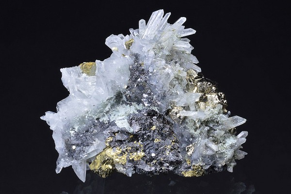 Quartz, Pyrite, Sphalerite, Chalcopyrite