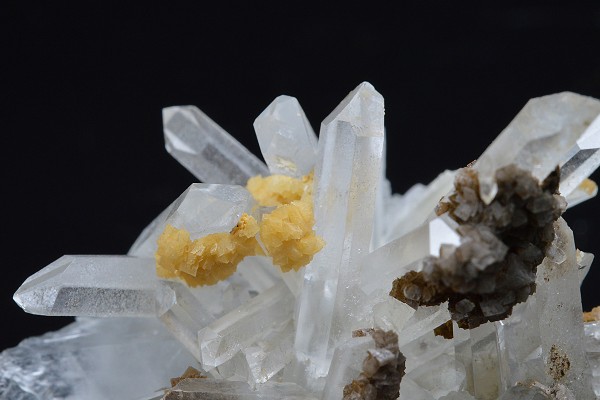 Quartz with two generations Calcite