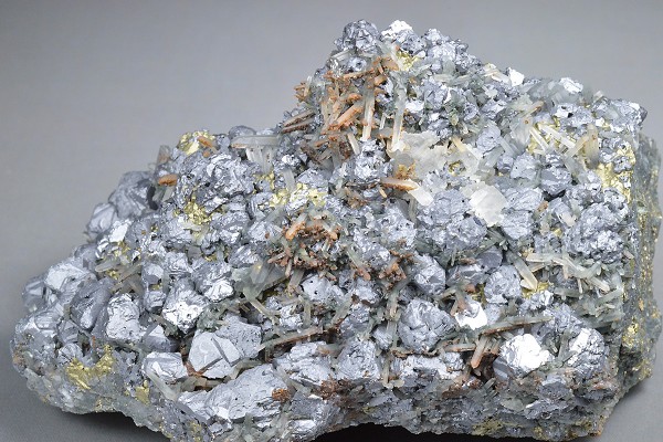 Galena and Quartz on Chalcopyrite