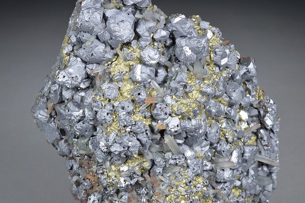 Galena and Quartz on Chalcopyrite